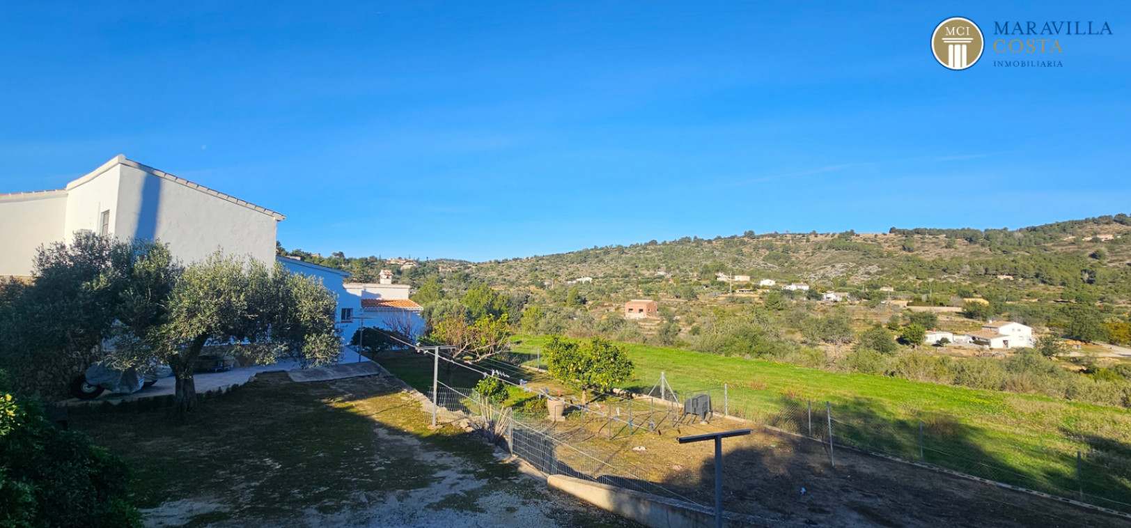 Propriété à vendre avec quatre chambres et piscine dans la zone de Canor, Benissa (Alicante)
