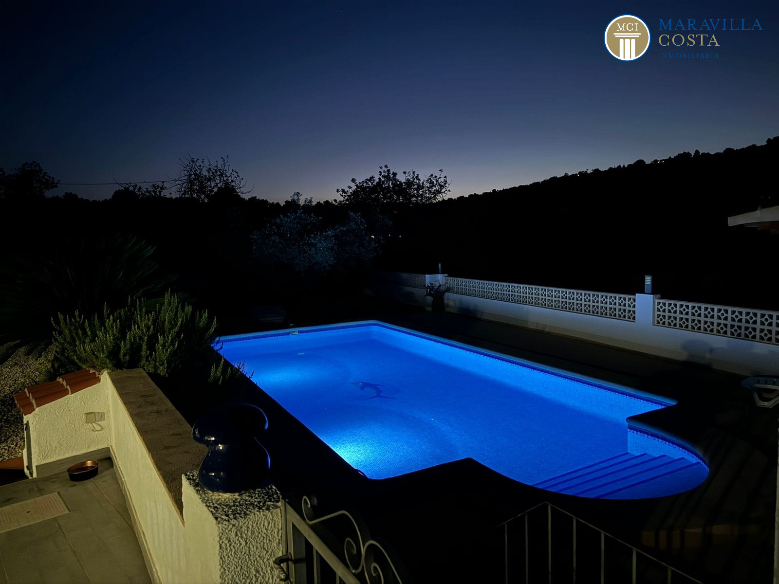 Propriété à vendre avec quatre chambres et piscine dans la zone de Canor, Benissa (Alicante)