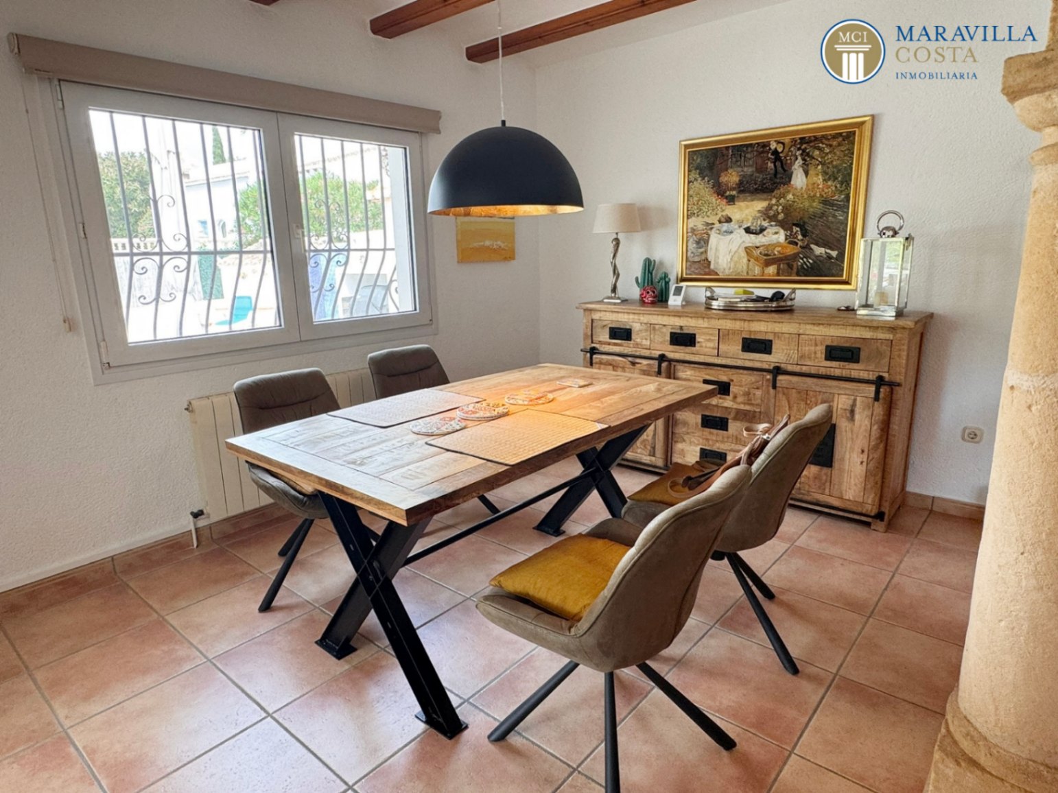 Charmante maison ensoleillée avec jardin méditerranéen, piscine et magnifique naya à vendre à Jávea (Alicante)