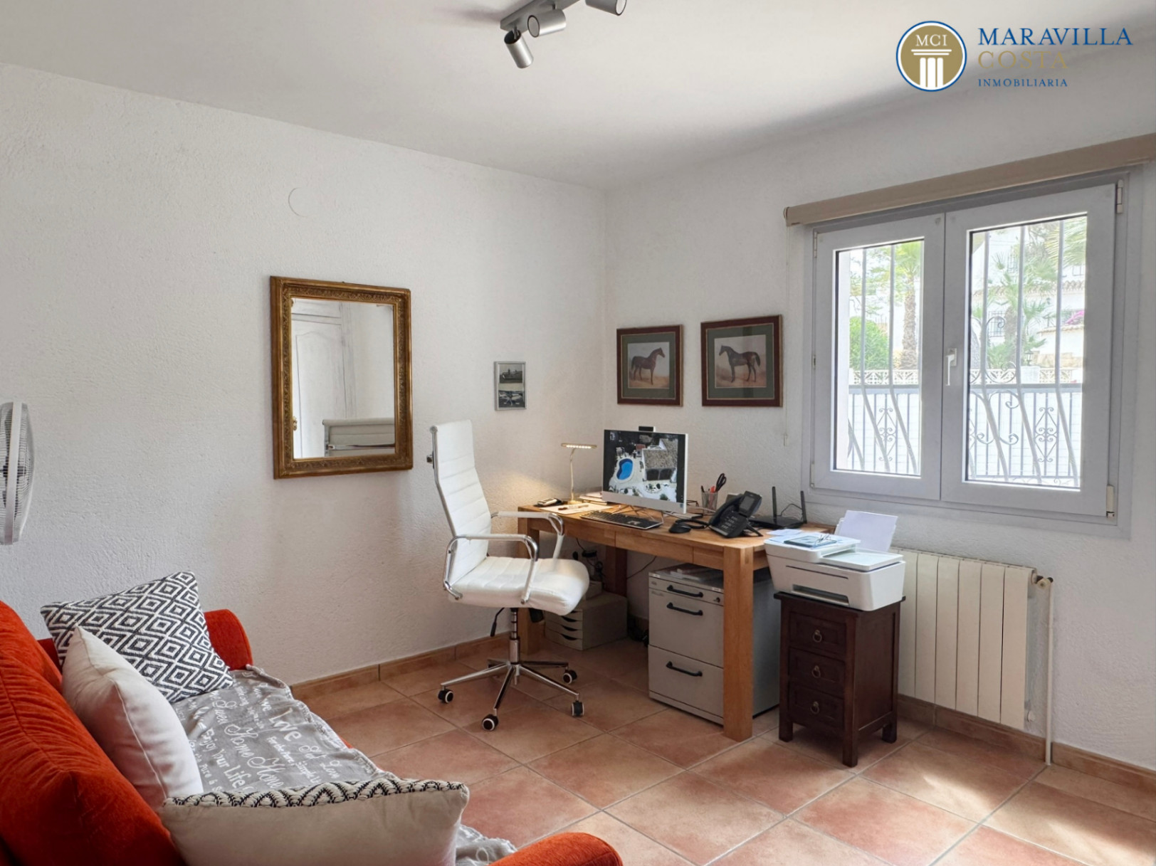 Charmante maison ensoleillée avec jardin méditerranéen, piscine et magnifique naya à vendre à Jávea (Alicante)