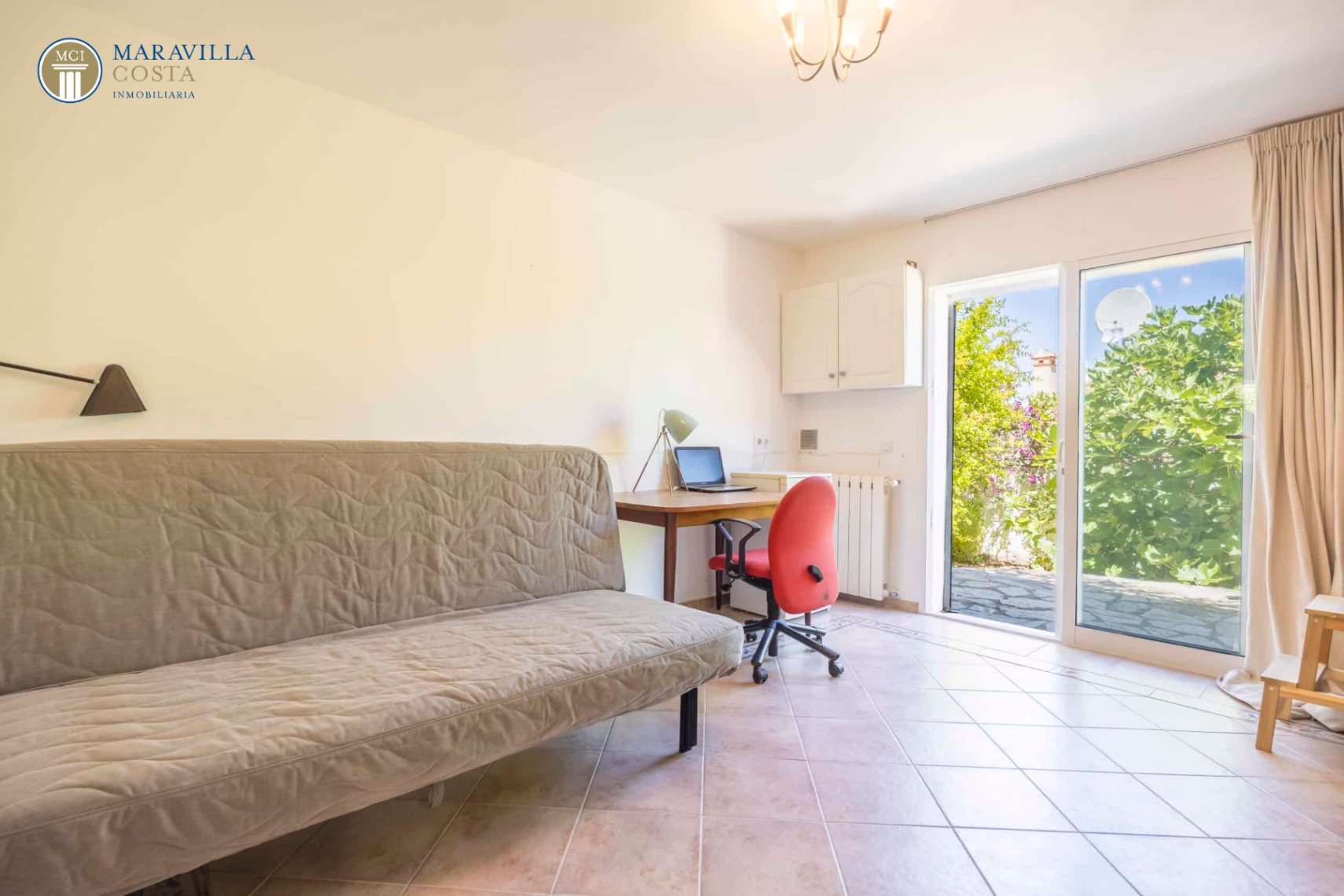 Charmante villa de style méditerranéen avec vue panoramique