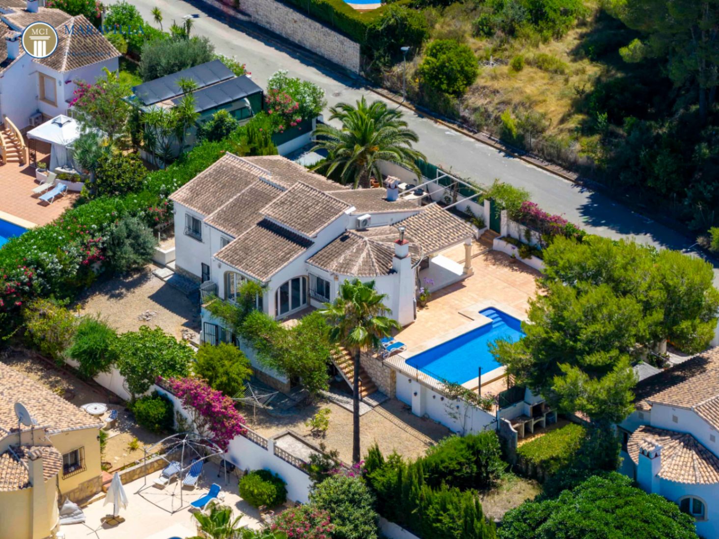 Charmante villa de style méditerranéen avec vue panoramique
