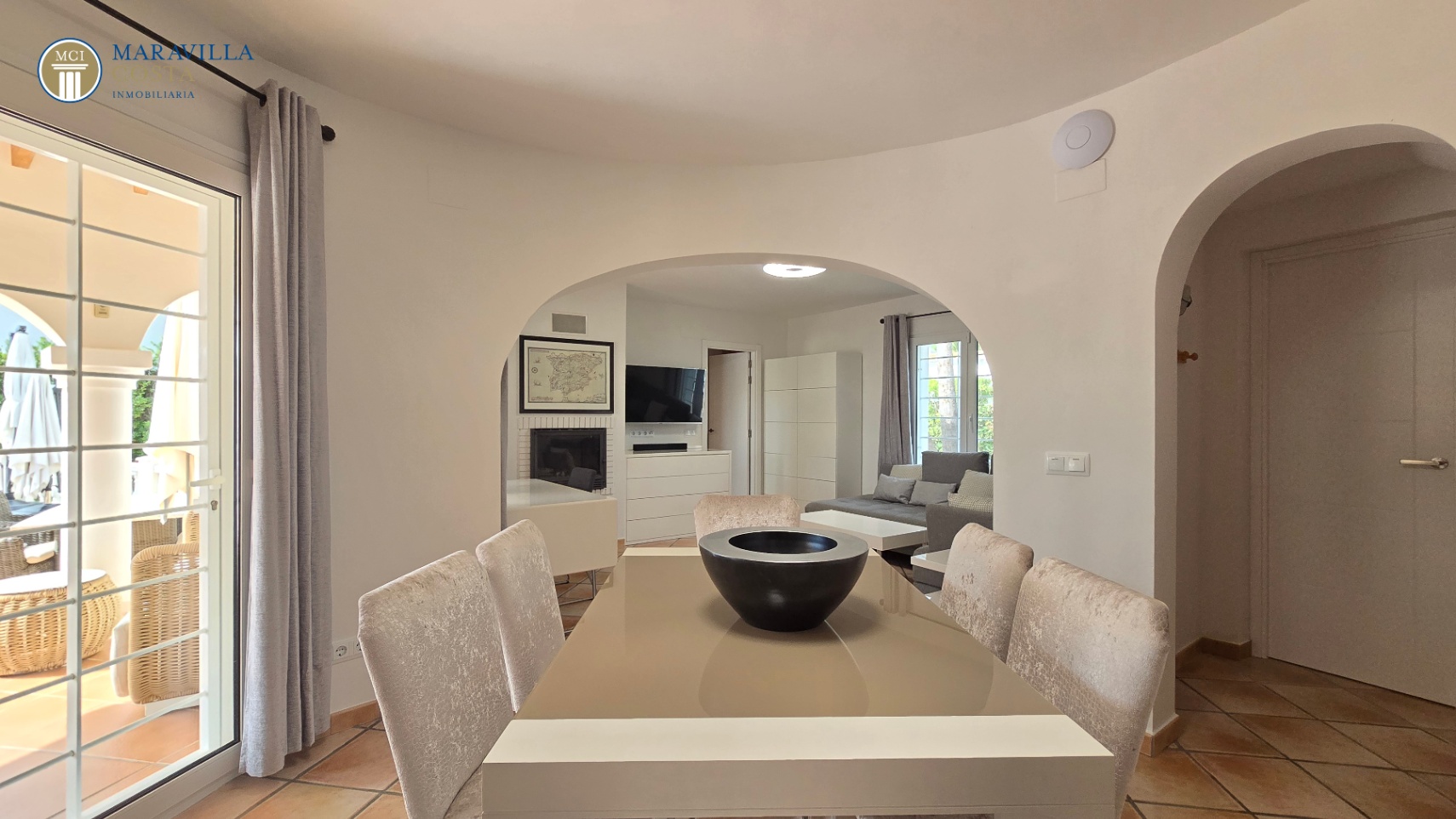 Villa élégante avec vue sur la mer, maison d'hôtes et espace piscine privé à Jávea