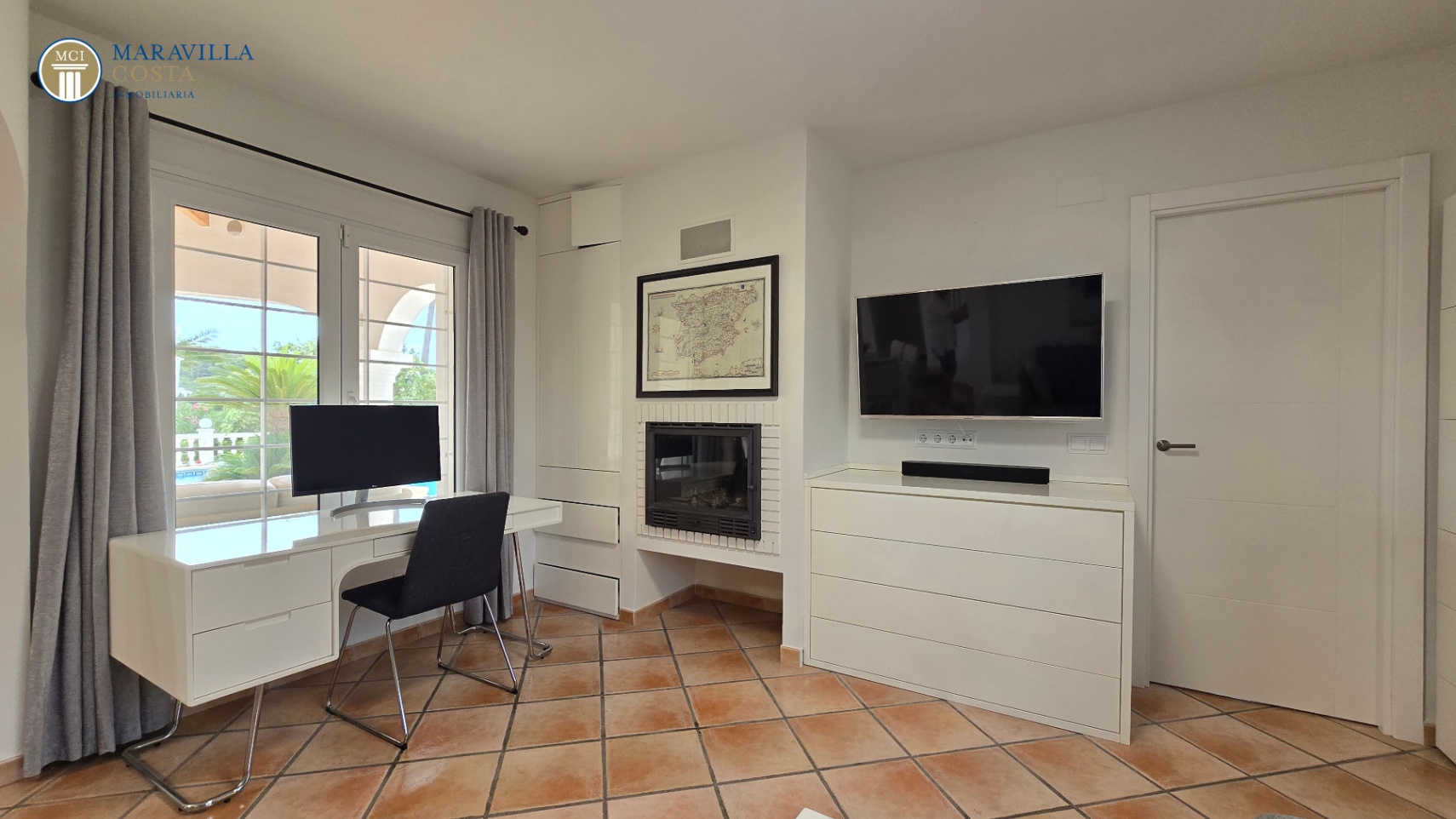 Villa élégante avec vue sur la mer, maison d'hôtes et espace piscine privé à Jávea