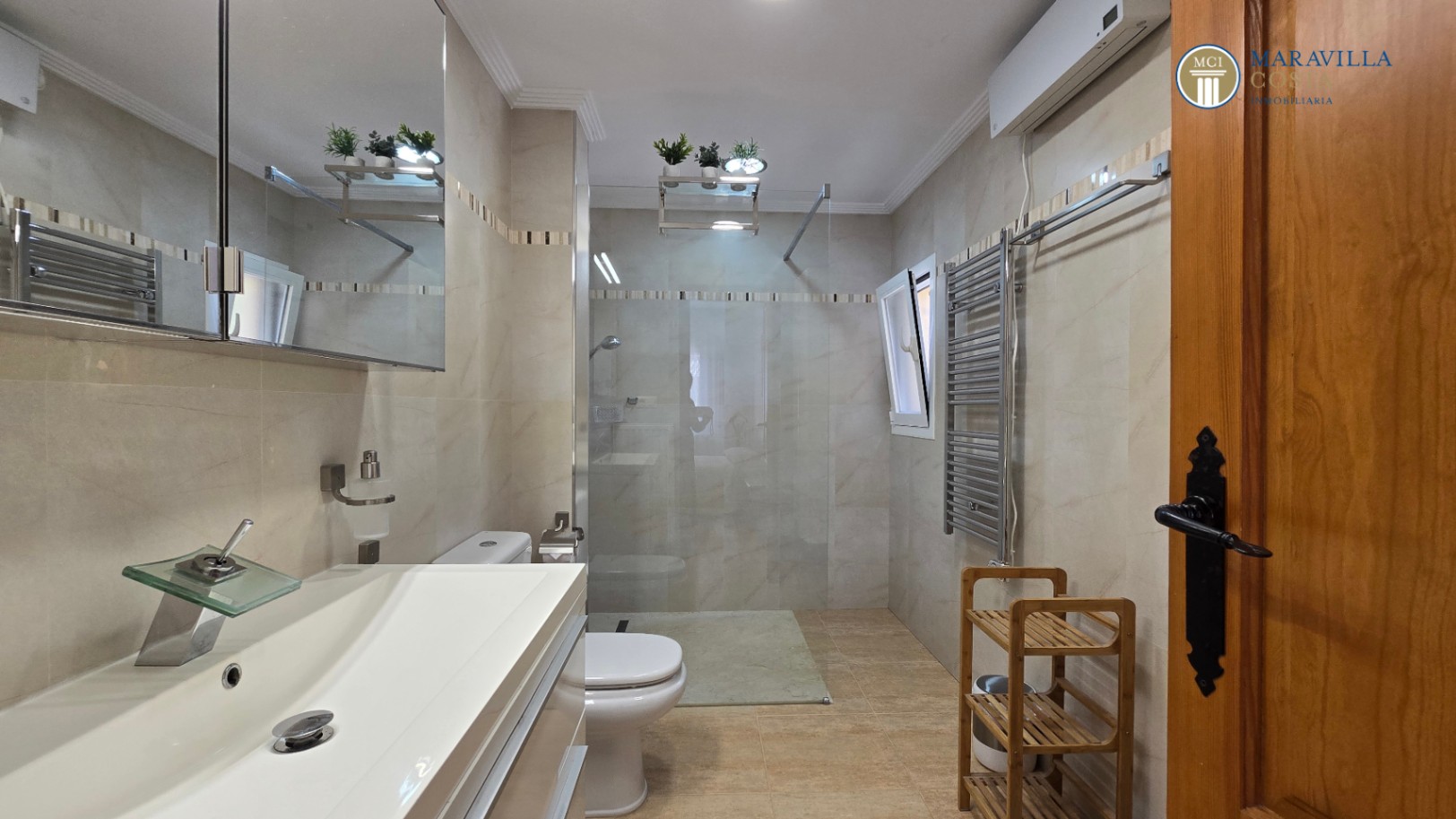 Maison méditerranéenne très bien entretenue de plain-pied à vendre à Jávea.