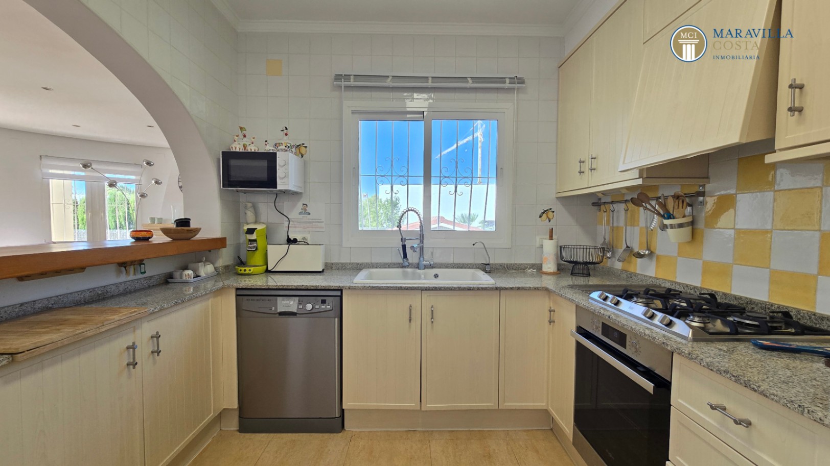Maison méditerranéenne très bien entretenue de plain-pied à vendre à Jávea.