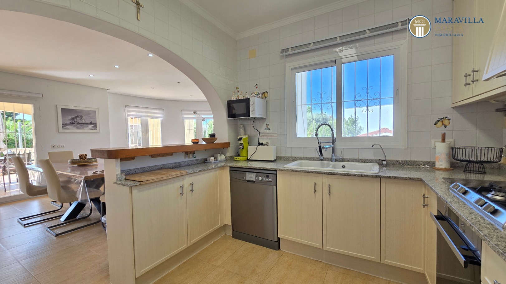 Maison méditerranéenne très bien entretenue de plain-pied à vendre à Jávea.