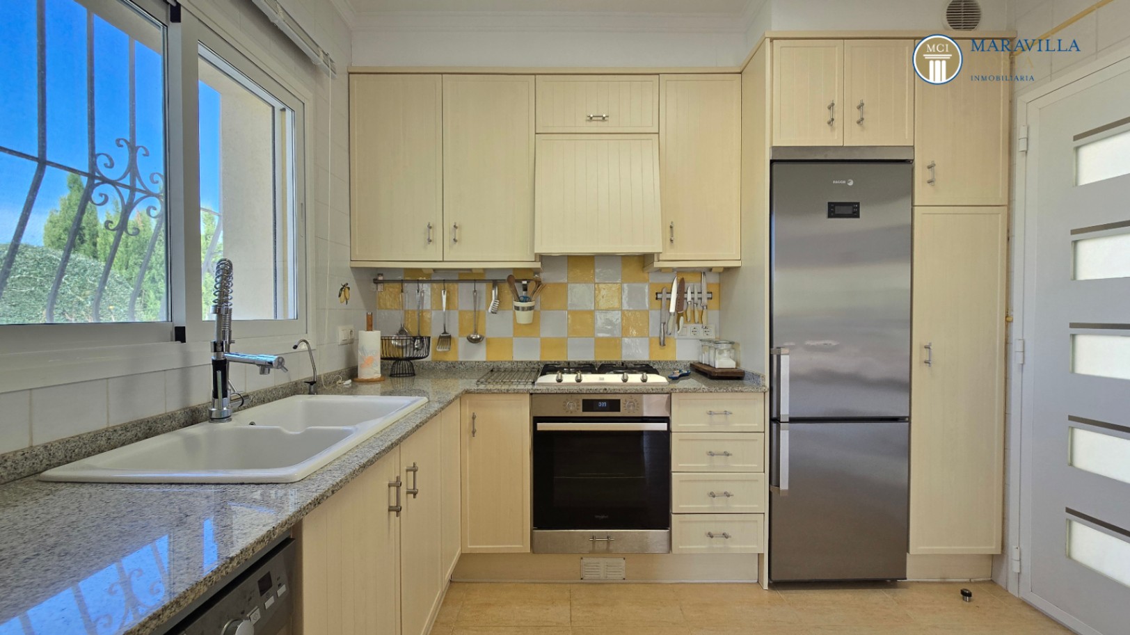 Maison méditerranéenne très bien entretenue de plain-pied à vendre à Jávea.