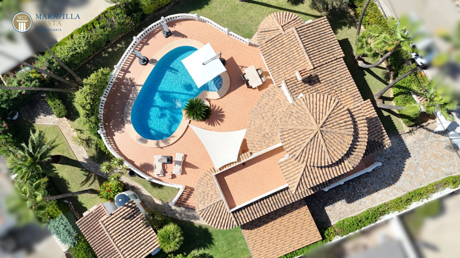 Villa élégante avec vue sur la mer, maison d'hôtes et espace piscine privé à Jávea