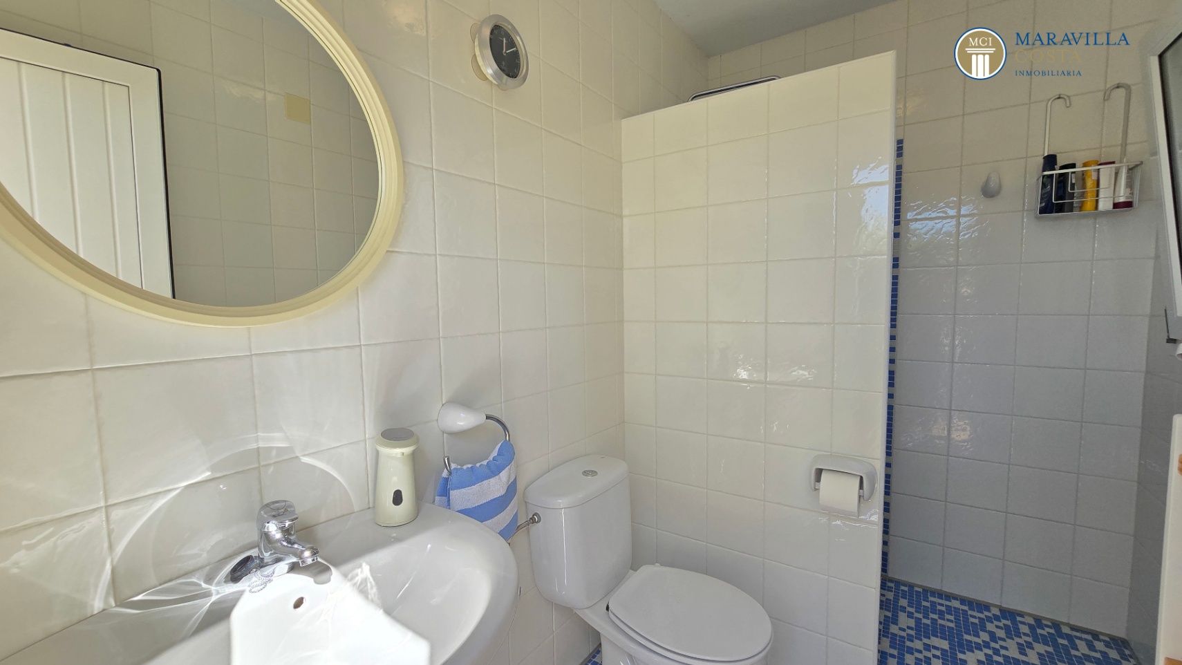 Villa très bien entretenue et bien équipée à vendre à Jáve.